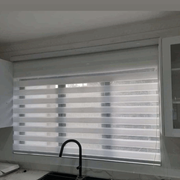 Zebra roller blind - Image 3