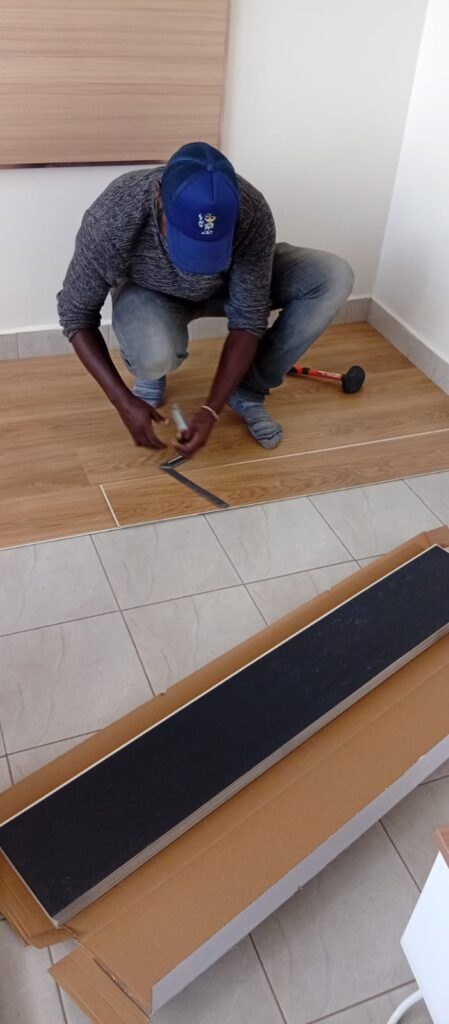 luxury-villa-wooden-floor-finishing