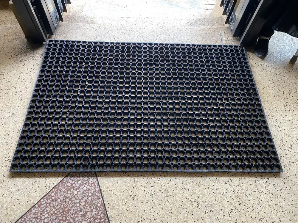Rubber ring door mat 80 x 120cm laid flat at a shop entrance in Nairobi