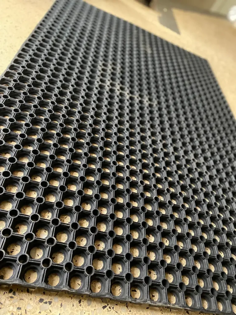 Rubber honeycomb entrance mat texture, anti slip surface